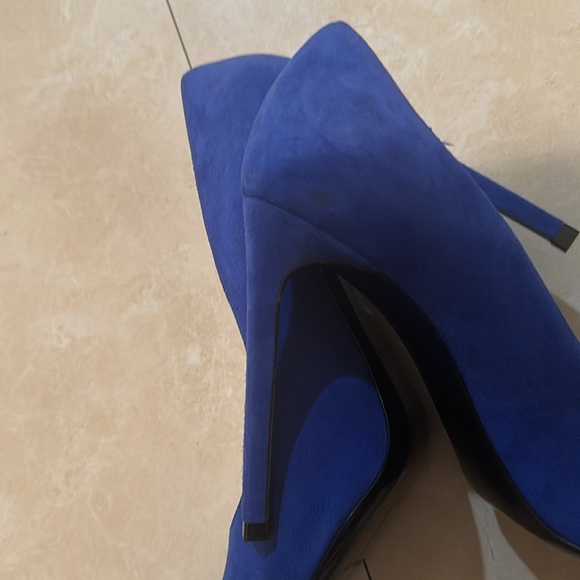 Saint Laurent blue heels ๐๐ฆ - Picture 4 of 7